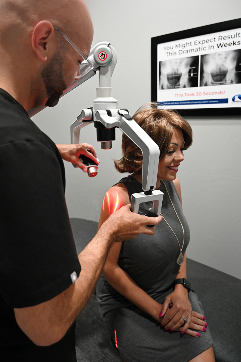 AOTAKE Chiropractic カラーローラー Laser Therapy - AlignOK Chiropractic Wellness - Oklahoma City, OK